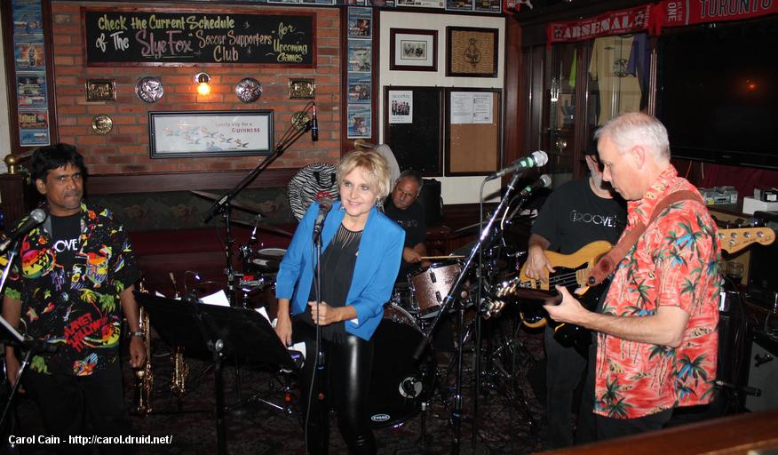 Groove Alter grovving at the Slye Fox