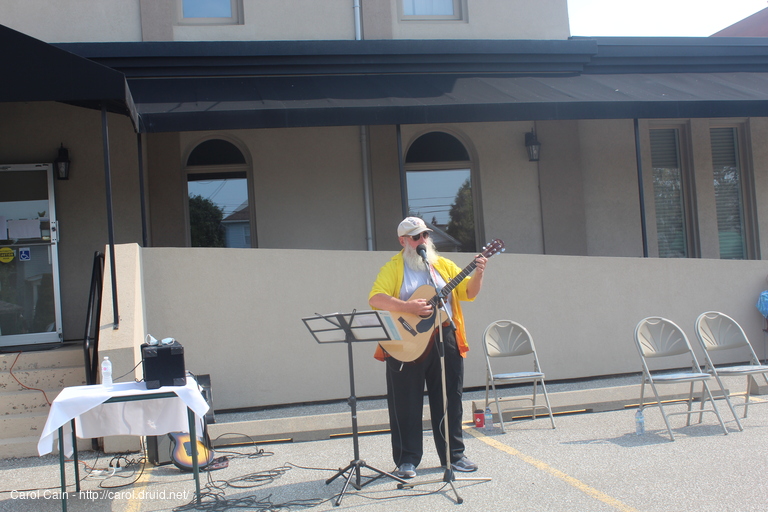 D'Arcy playing at a charity event in Windsor